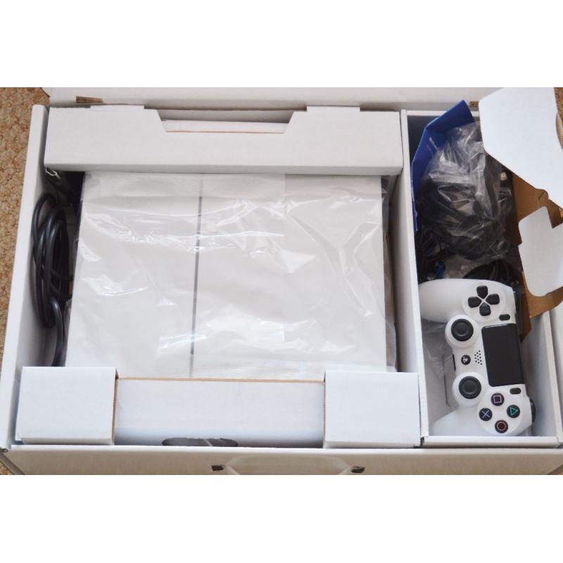 Sony PlayStation 4 500 GB Glacier White Console **EXCELLENT CONDITION**