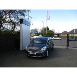 2011 Toyota Verso 2.0D-4D ( 7st )TR(PANROOF,HISTORY,WARRANTY))