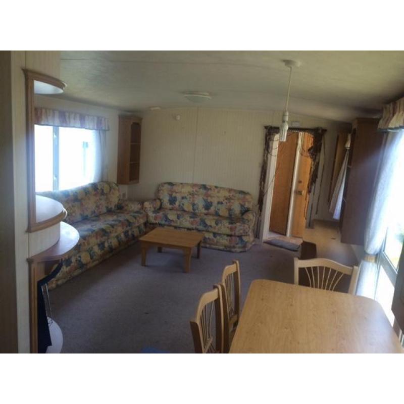 Static Caravan Nr Clacton-on-Sea Essex 2 Bedrooms 6 Berth Atlas Sorrento 2002
