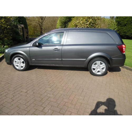 2012 Vauxhall Astravan SPORTIVE 1.7CDTi 110PS WITH AIR/CON AND ELEC/PACK