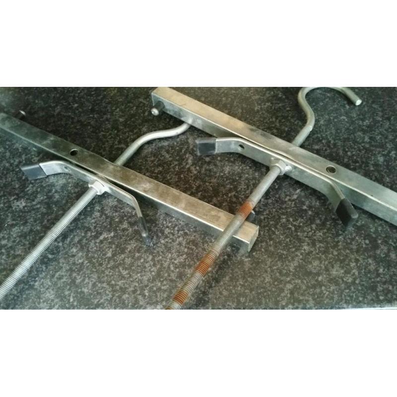 Ladder clamps