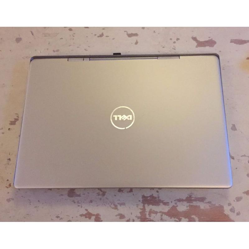 Dell XPS 14Z laptop 256gb SSD Intel i5 2nd generation cpu with backlit keyboard