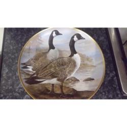 2 Decorative plates