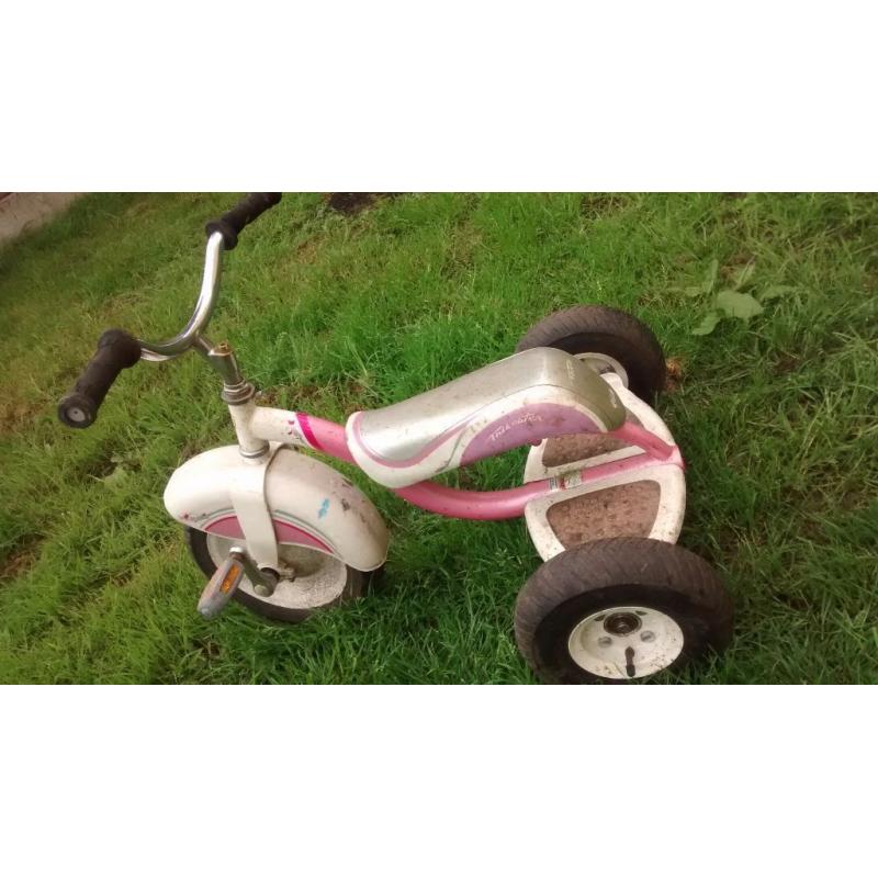 Girls trike bike