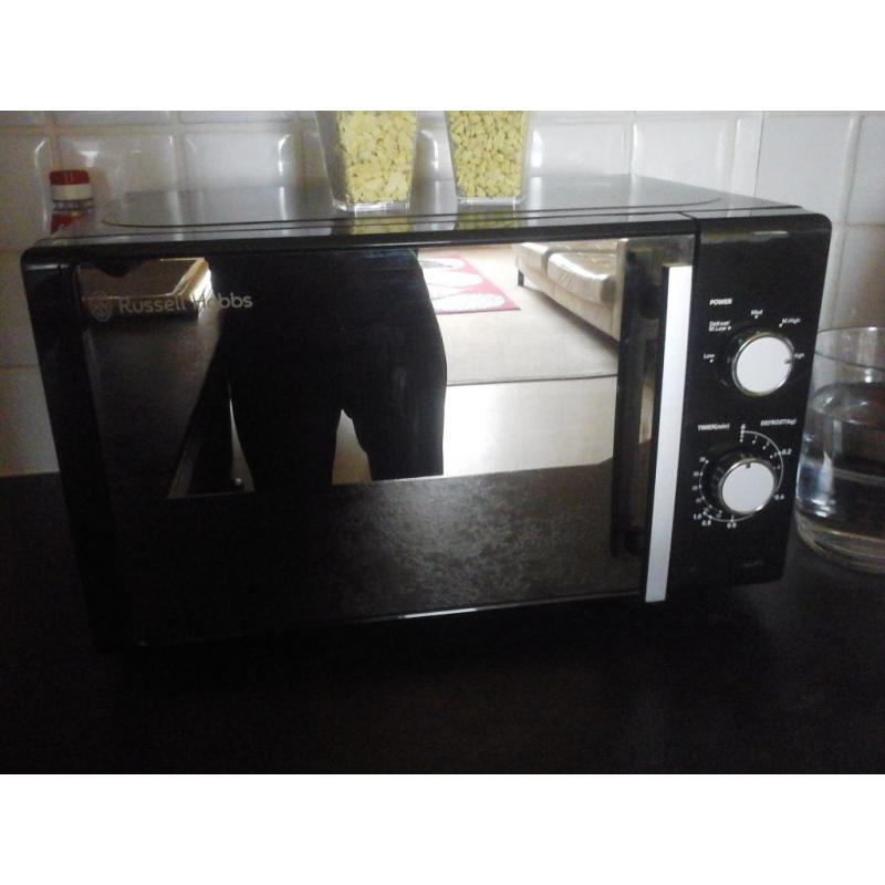RUSSELL HOBBS black microwave