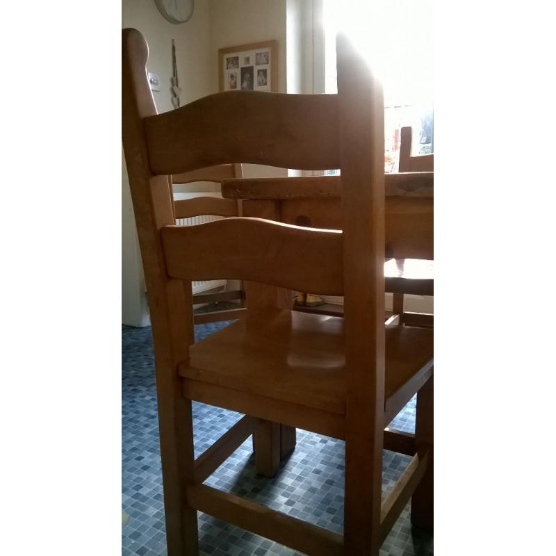 pine solid pine dining table and chairs