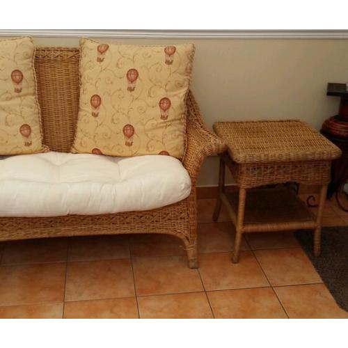 Wicker suite