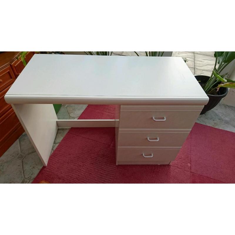 White dressing table/desk with 3 drawers