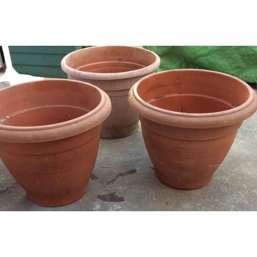 Plant/flower/tree pot