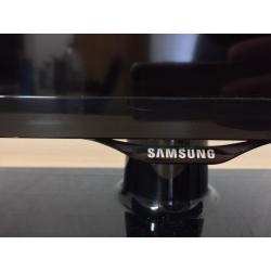 Samsung 32" HD LCD TV Mint Condition Cheap Smart