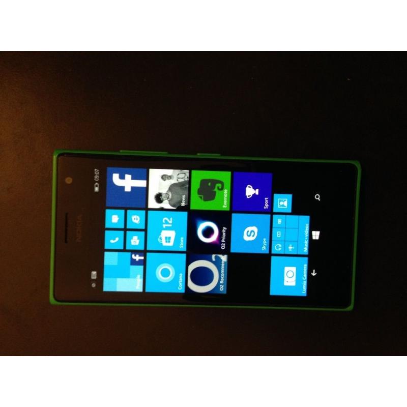 Nokia 735