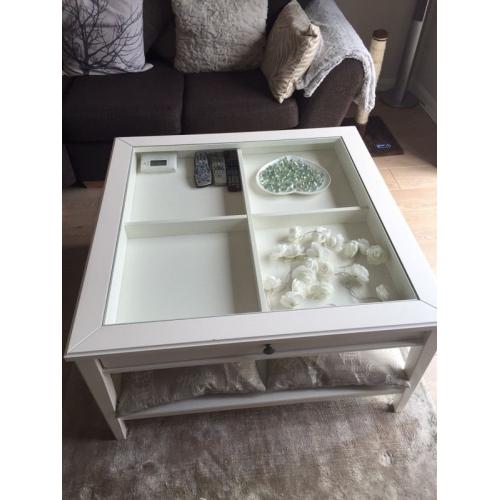 Ikea White Glass Coffee Table