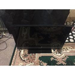 32 inch Sony full HD immaculate condition comes with a remote control