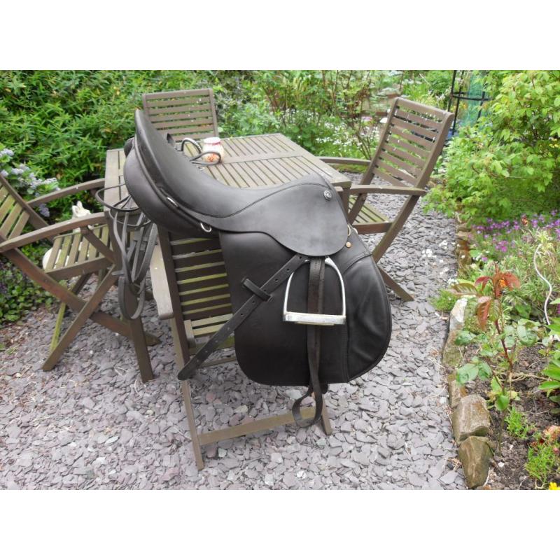 Fieldhouse saddle.