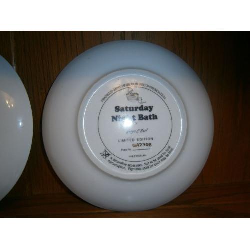 PAIR OF FRANKLIN MINT PLATES SATURDAY NIGHT BATH & HOMEMADE SWEETS KARYN E BELL