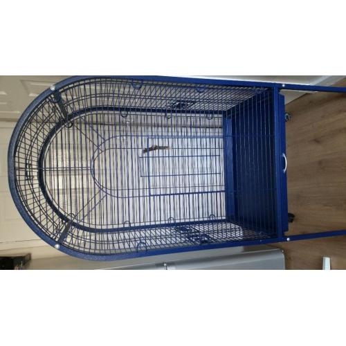 Large parrot cage