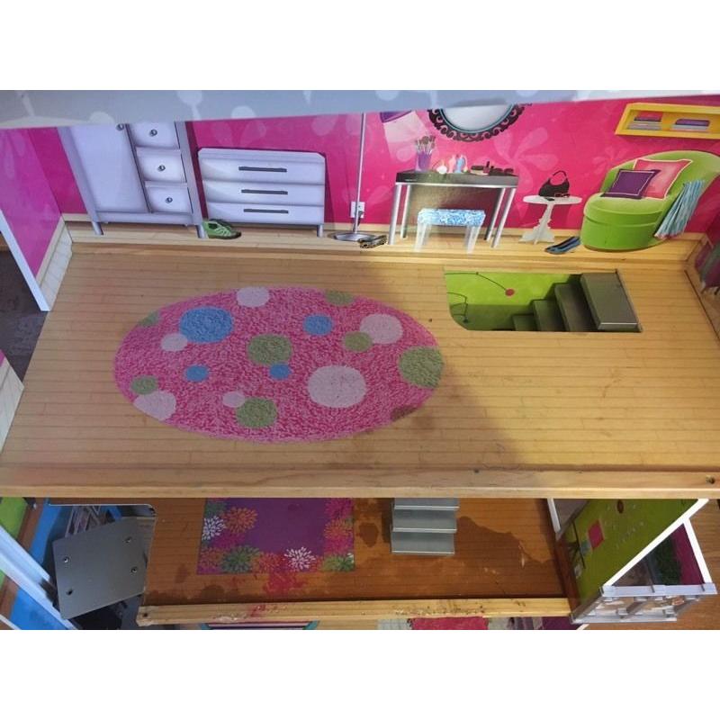 KidKraft Large Dolls House