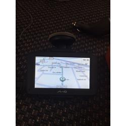mio moov sat nav