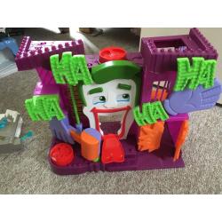 Imaginext Joker and Mr Freeze hideouts, Spider-Man and green goblin hide out