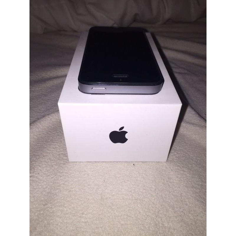 LIKE NEW - APPLE IPHONE 5S - 32GB - SPACE GREY - ( UNLOCKED )