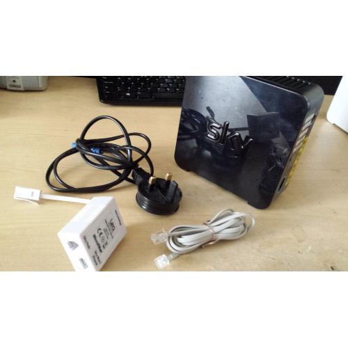 SKY HUB - Fibre Optic Broadband Router- Latest from SKY