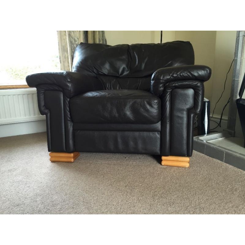 2 Piece Leather suite, Sofa and Armchair, good condition