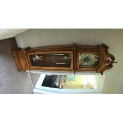 Standing clock, lovely condition, perfect working order