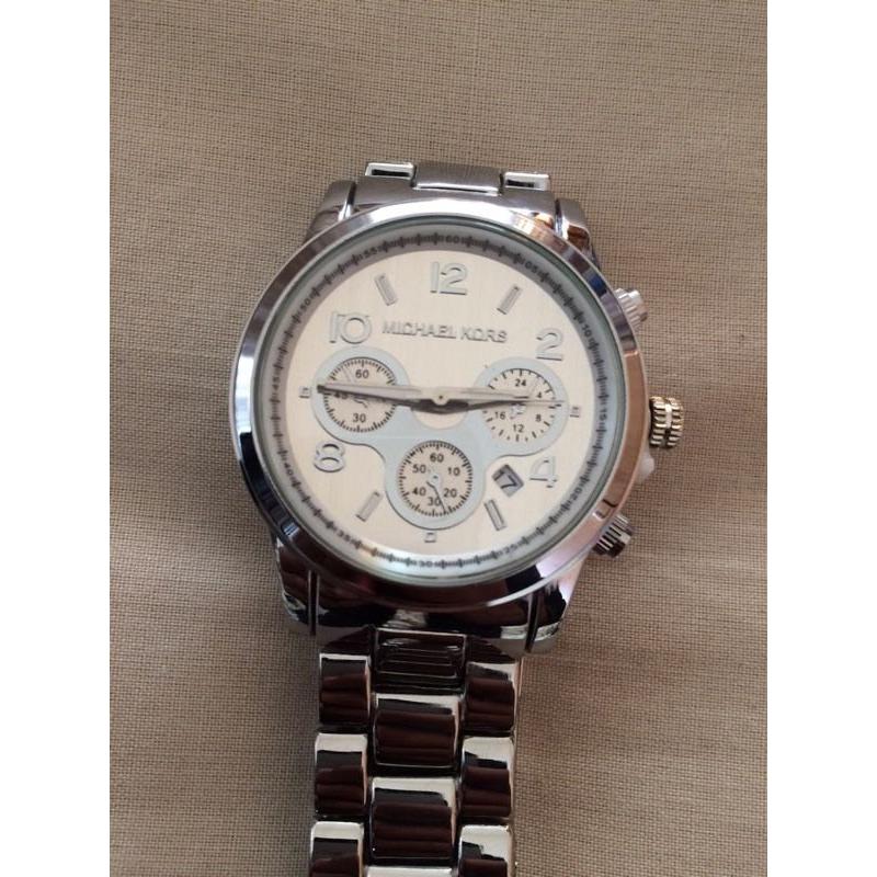 Michael kors silver watch