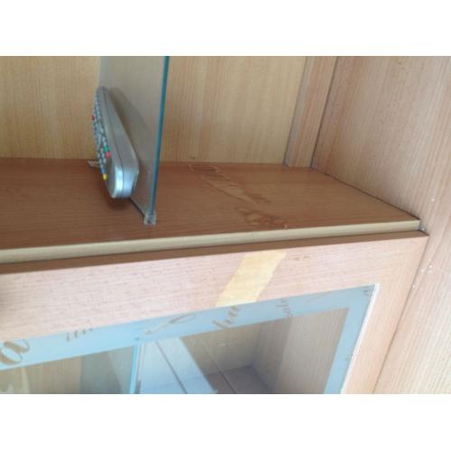 Wall unit