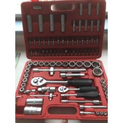 ***BRAND NEW***Professional 94 piece socket set
