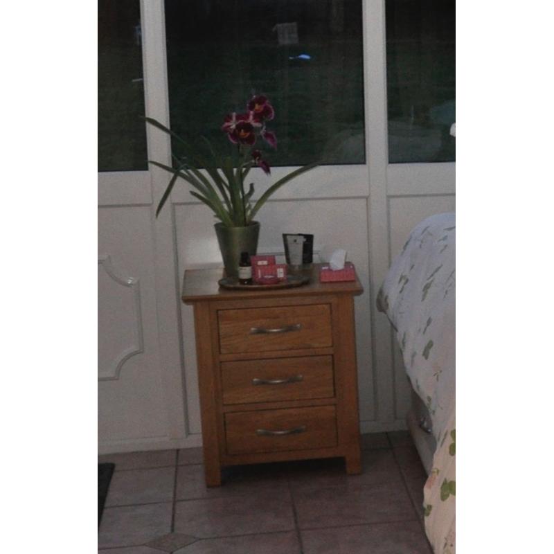 Solid Oak Chests (2), matching bedside chests (2) - set or individual pieces