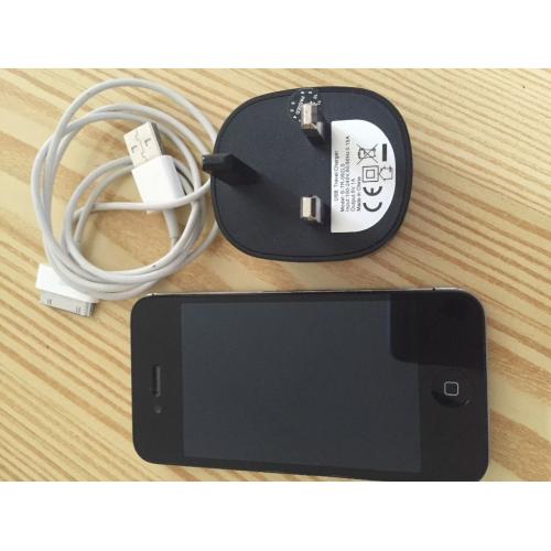 Apple IPhone 4s Smartphone *Fantastic Condition*