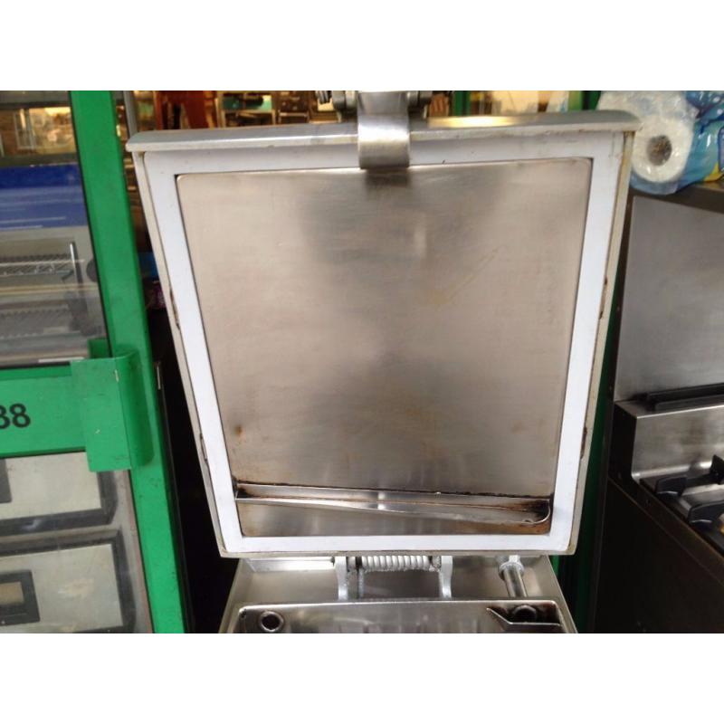 CATERING COMMERCIAL FASTRON MODEL HENNY PENNY CHICKEN PRESSURE GAS FRYER KITCHEN FAST FOOD TAKE AWAY
