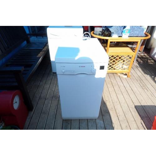 BOSCH DISHWASHER 45 CM LIKE NEW