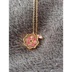 Genuine Swarovski necklace ( rose gold colour)