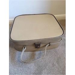 1980's vintage vanity case / wedding party post box