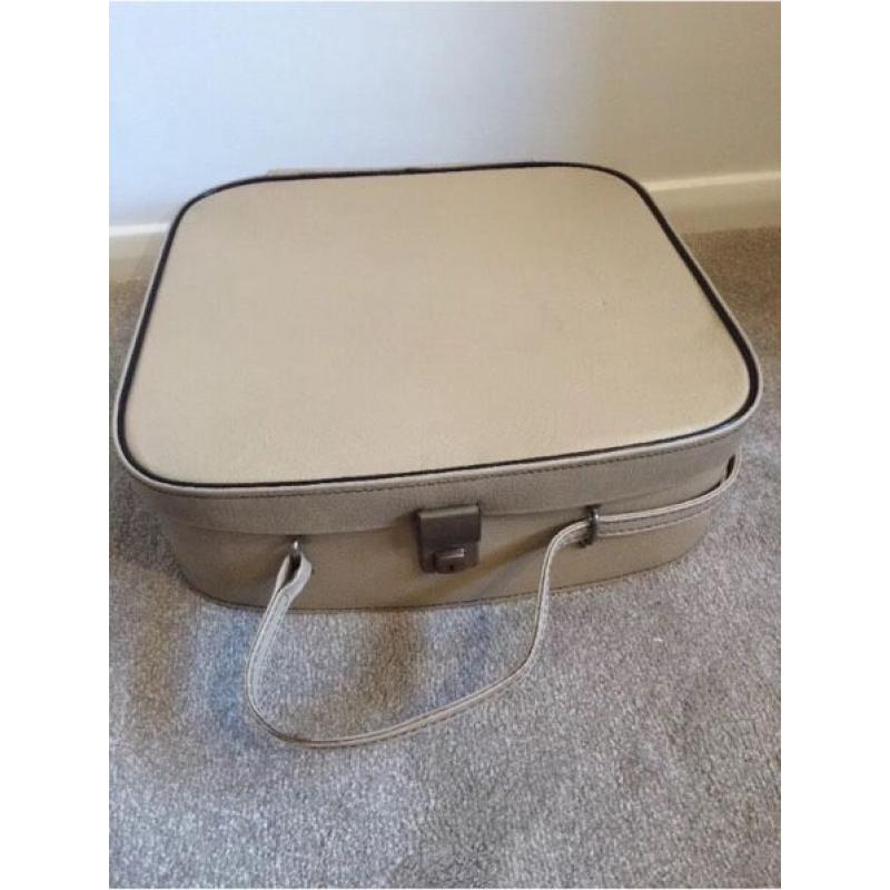 1980's vintage vanity case / wedding party post box