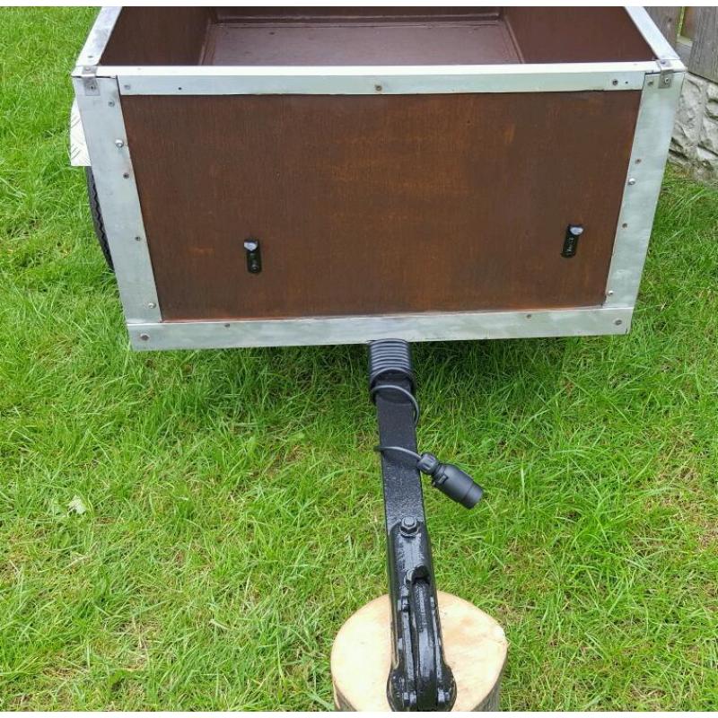 Newly refurbished ( camping ) trailer 4ft x 2ft 6 inch