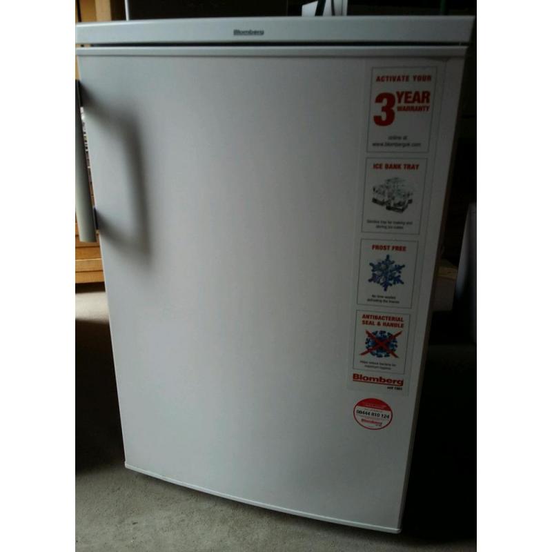 Blomberg under counter Freezer VGC