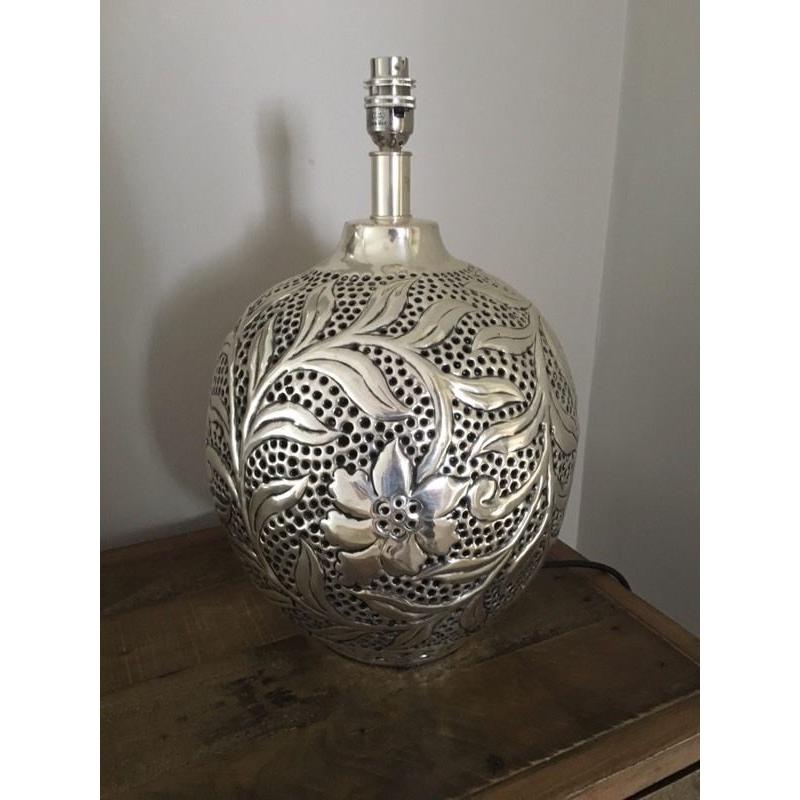 M&S Large Lamp Base