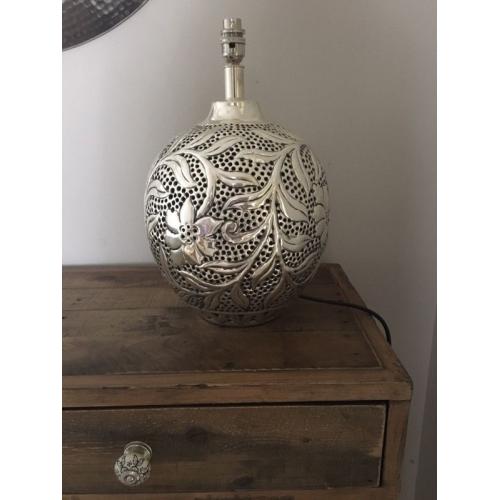 M&S Large Lamp Base