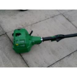 brandnew gardenline strimmer petrol starts first time first 50 pounds buys it