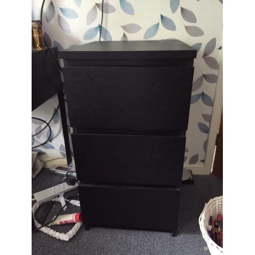 Small chest of drawers
