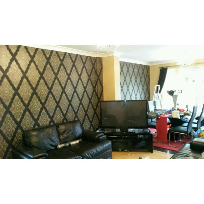 Female painter and decorator