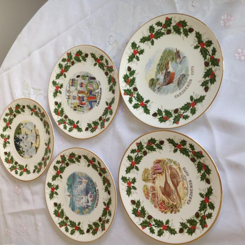 Royal Grafton twelve days of Christmas plates X 5