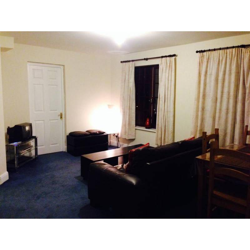 Double Bedroom (Hanwell) Near Ealing Hospital