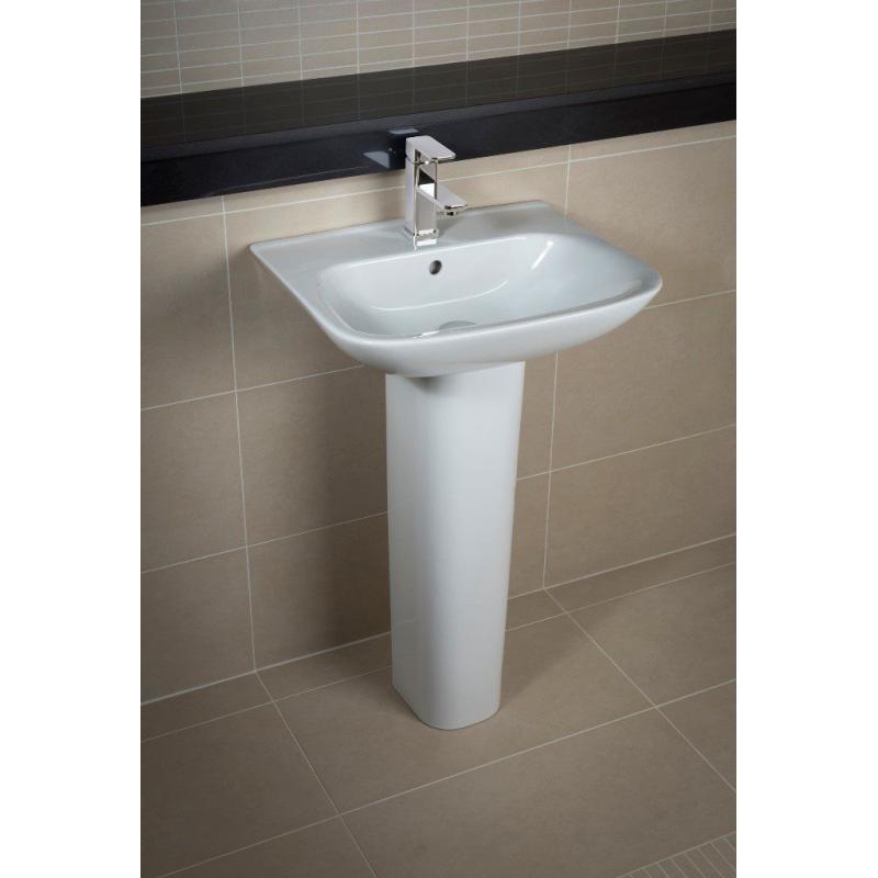 Brand New RAK Bathroom suite including Taps bath sink toilet