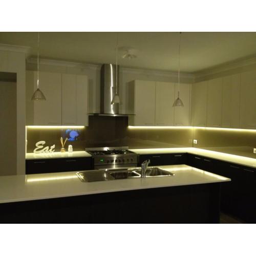 LED LIGHT STRIPS WATERPROOF INTERIOR DECORATION DIY LIGHTING 5M 300 BULBS FLEXIBLE FOR HOME AND CAR