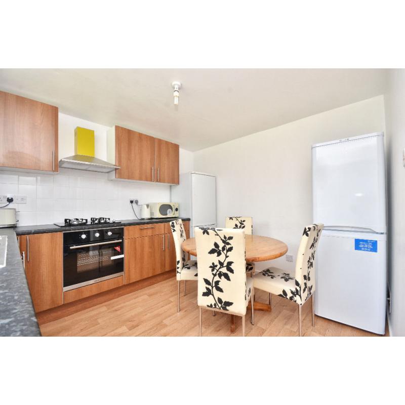 Students Accommodation? With Free WiFi & All Bills Included?? ** NO DEPOSIT REQUIRED (E13 0NG