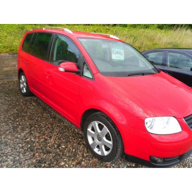 2004 VOLKSWAGEN TOURAN